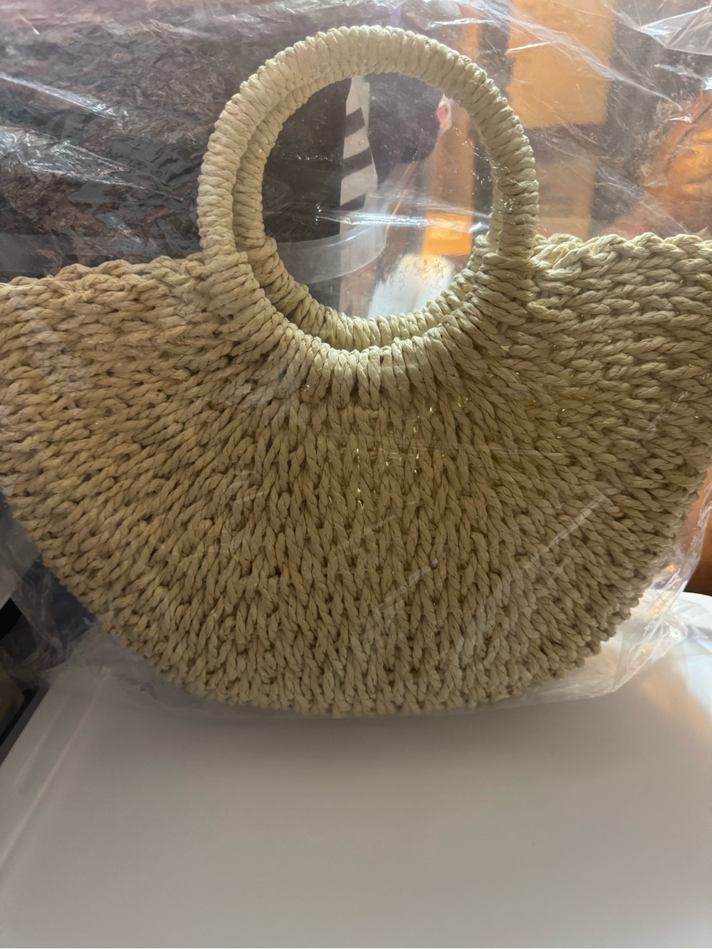 Woven Straw Circle-Handle Tote Bag in Natural. NWOT.